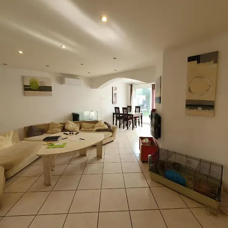 Maison Quartier Residentiel Villa